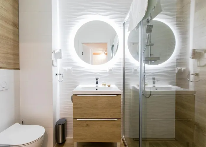 アパート Klifowa 54 レバル