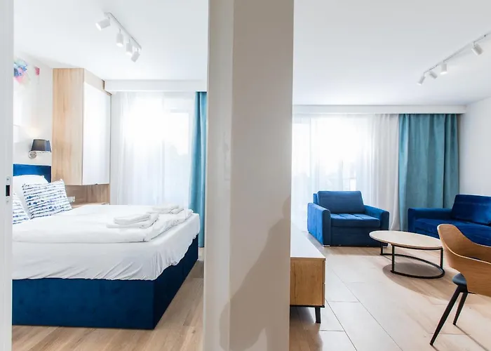 Klifowa 54 アパート レバル